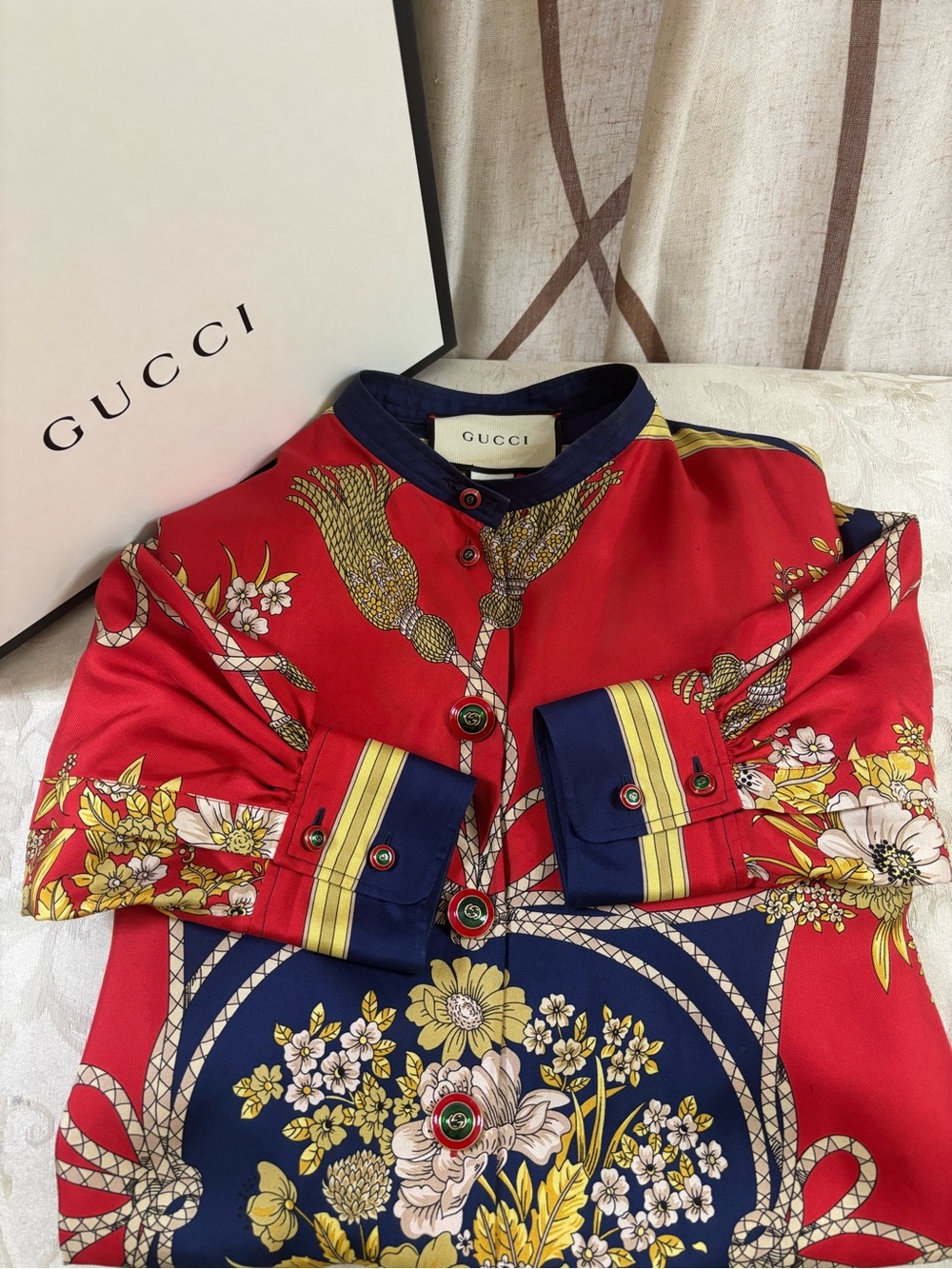 🆕 Gucci Gorgeous Red & Navy Silk Tunic,in Box